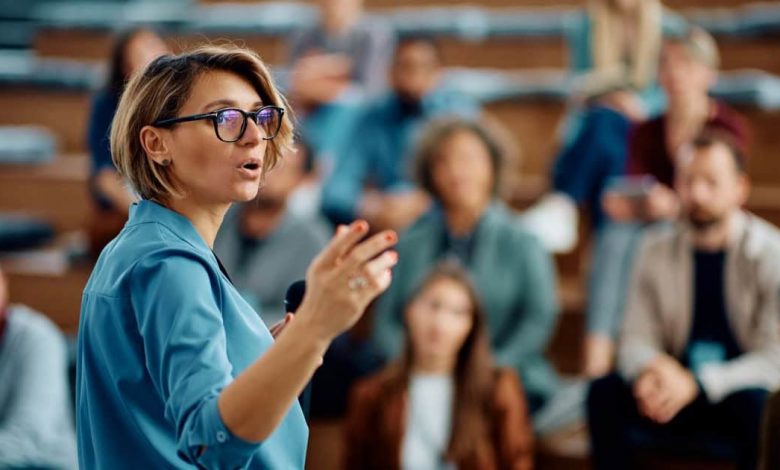two-unconventional-ways-to-improve-your-public-speaking-skills